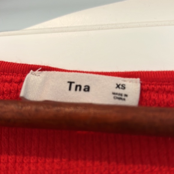 TNA tank top - Picture 3 of 4